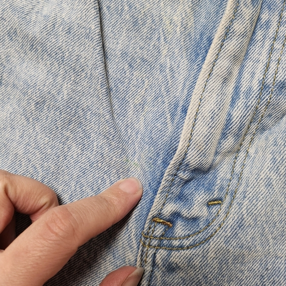 Abercrombie & Fitch '90s Straight Ultra High Rise Jeans - Blue - Picture 4 of 12